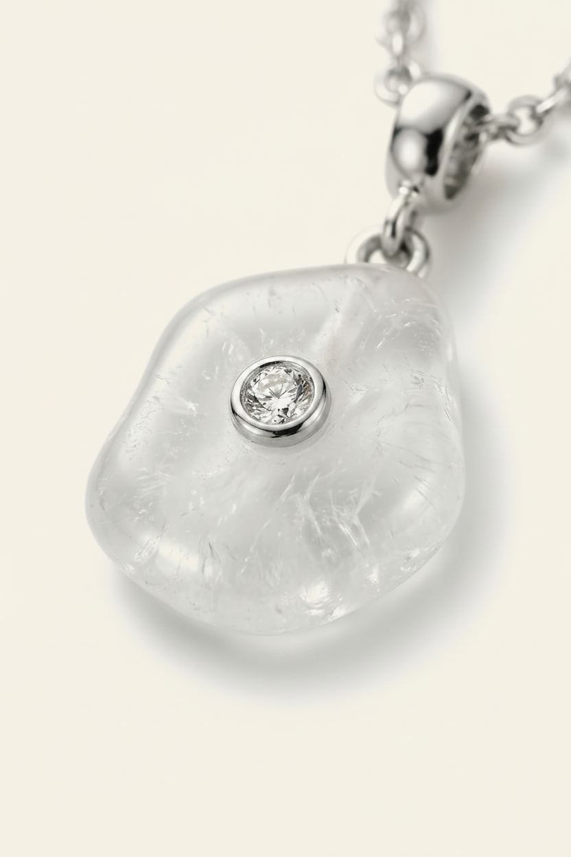 Mist Stone Pendant Necklace Silver - Pendant Macro