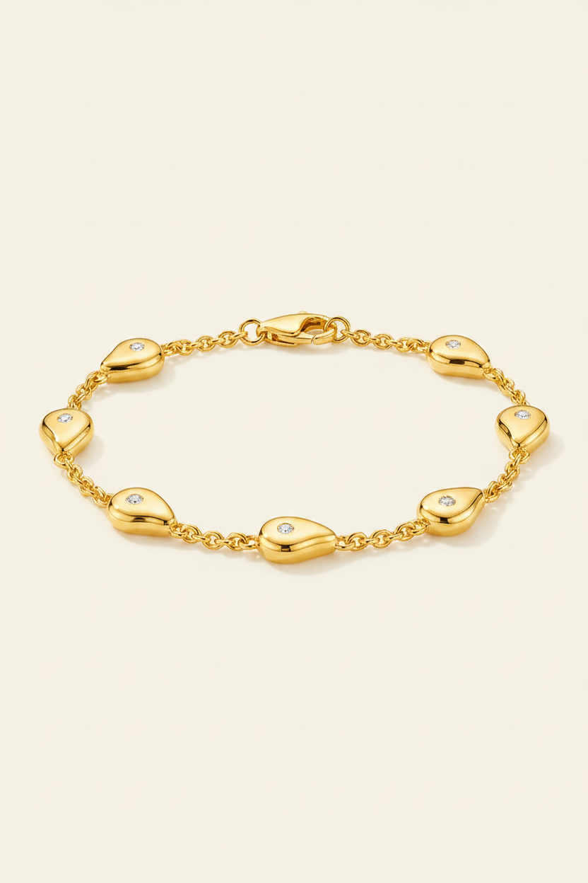 Aurora Dew Bracelet - Gold - Flat Lay Oval