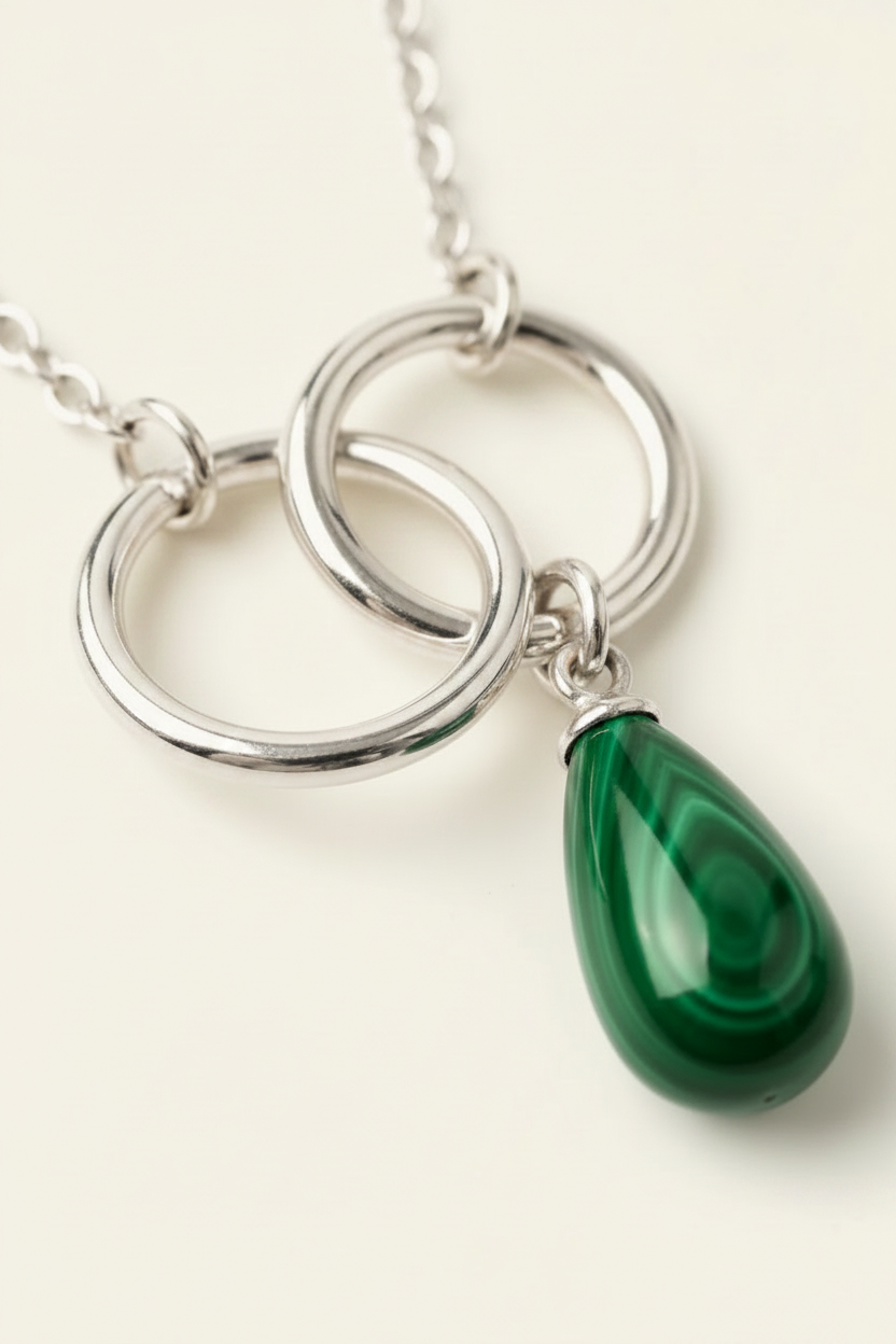 Malachite Infinity Link Necklace - Silver - Macro Pendant