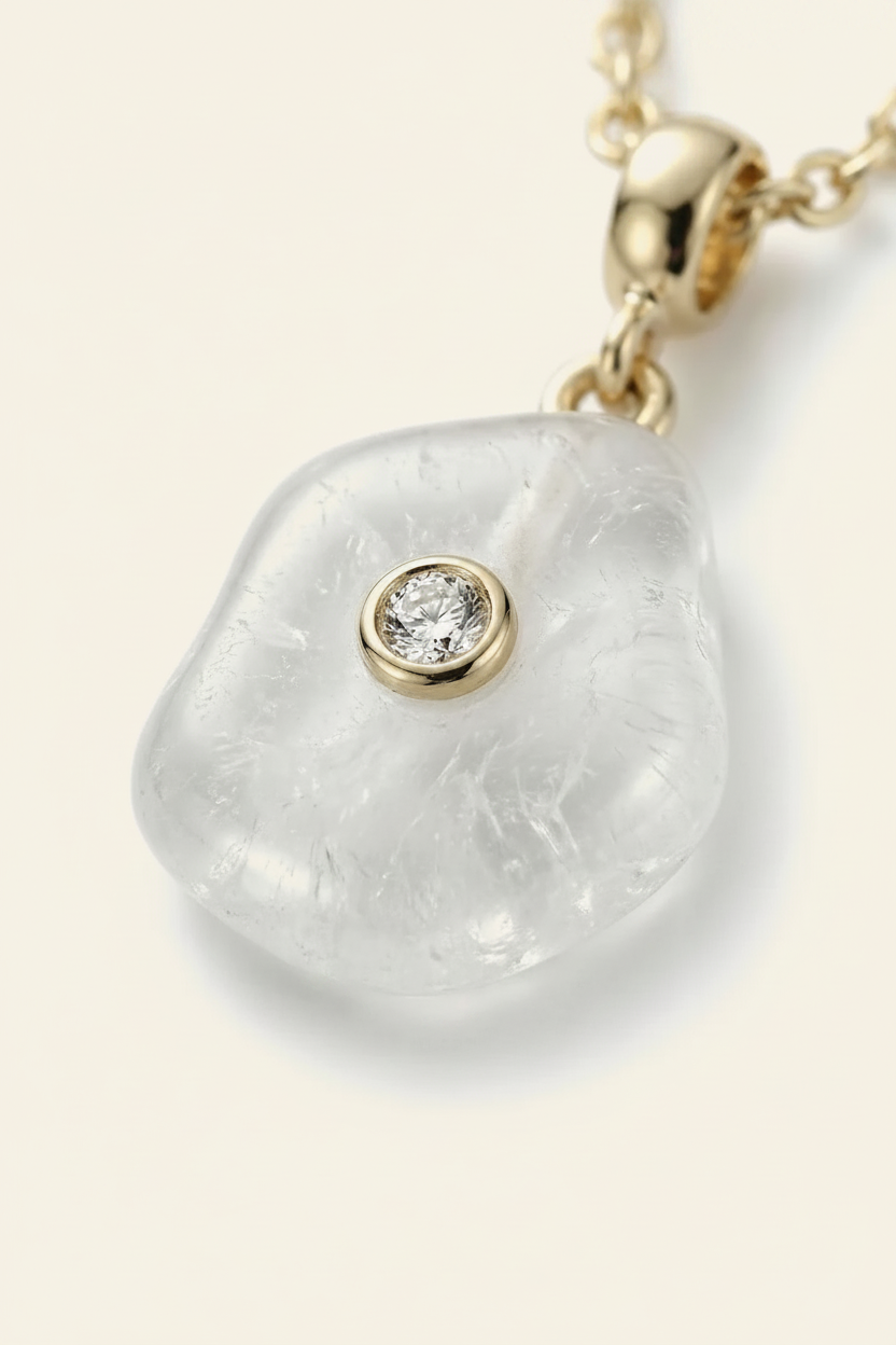 Mist Stone Pendant Necklace Gold - Pendant Macro