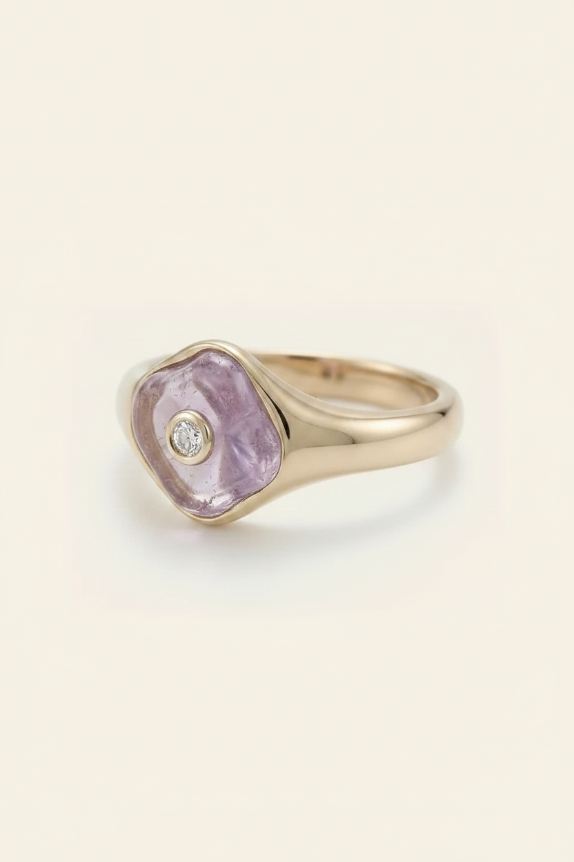 Violet Stone Signet Ring Gold - Front View