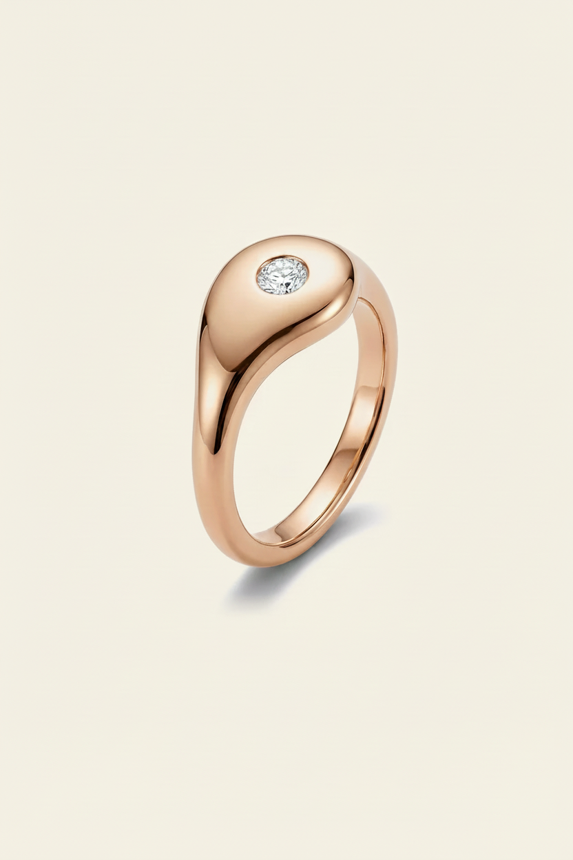 Dune Signet Ring Rose Gold - 3/4 Angle