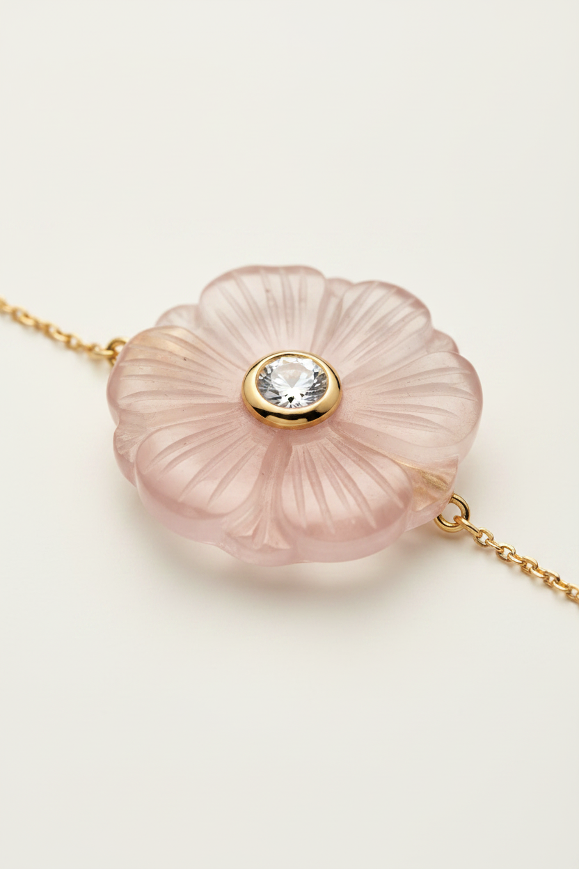 Petal Stone Bracelet Gold - Disc Macro